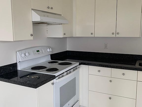 2nd image of 3043 Island Crest Way #5