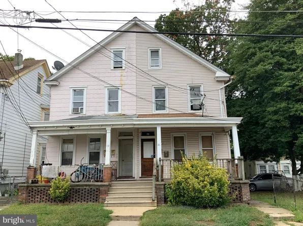 21 N 33rd St, Camden, NJ 08105