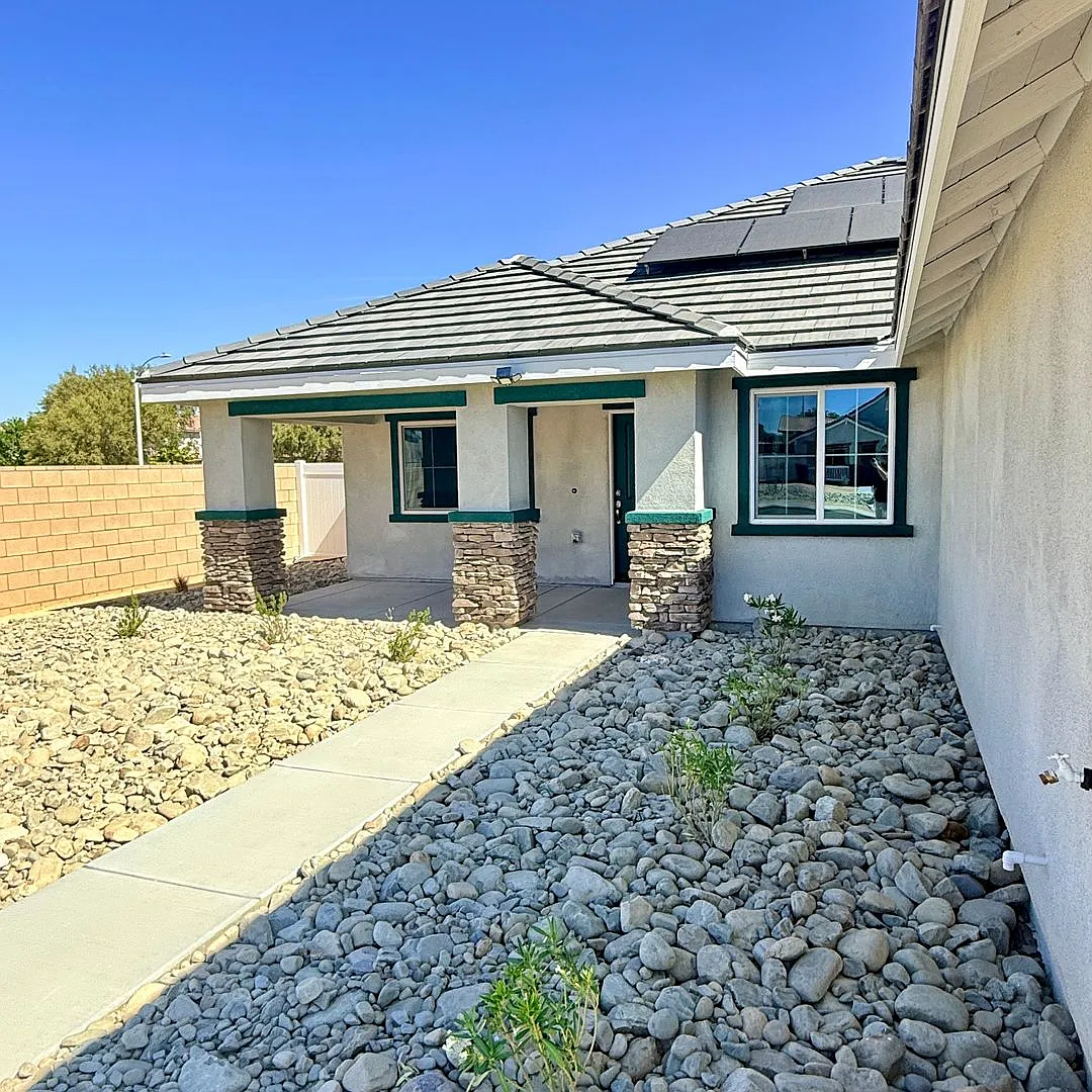 New Construction / 1/2 Off First Month's Rent — Photo 4