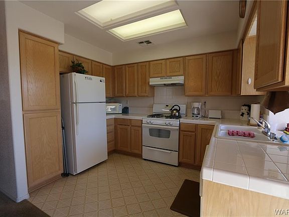 5th image of 1648 E Segovia Way