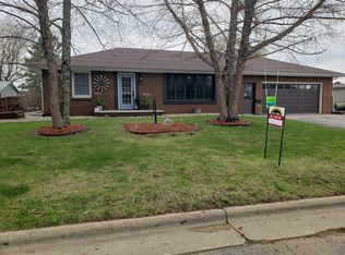 313 Randolph St, Cuba City, WI 53807