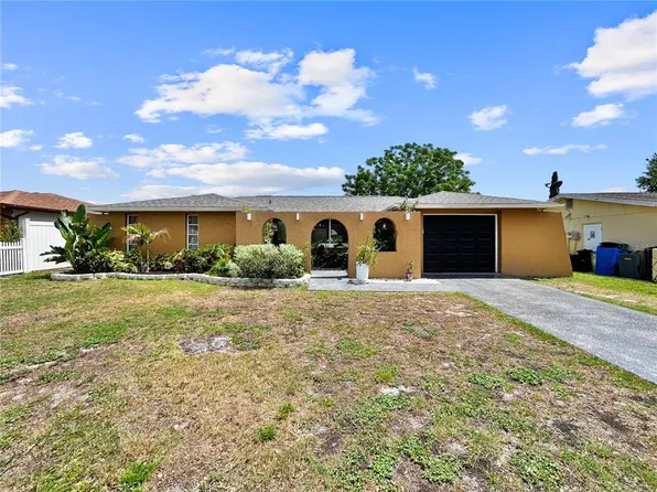 6904 Tierra Linda St, Port Richey, FL 34668