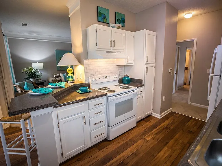 Brookberry Park Apartments — Photo 31