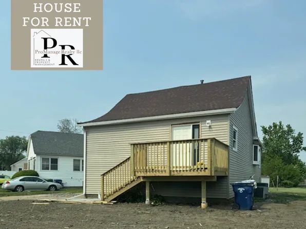 817 Melrose Ct, Clinton, IA 52732