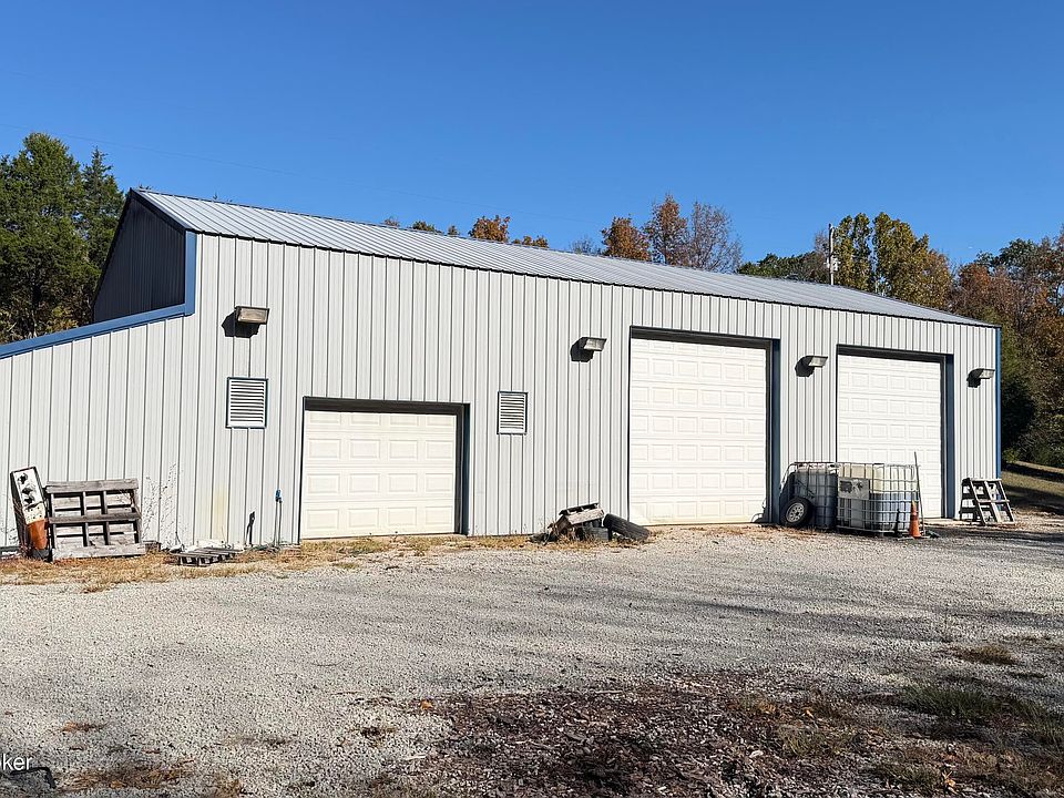2nd image of 1211 Wilson Church Rd