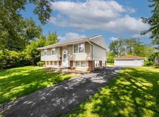 2501 Pomo Ct, Sauk Village, IL