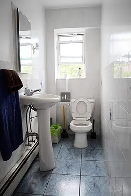 Rented by Highline Residential | media 31