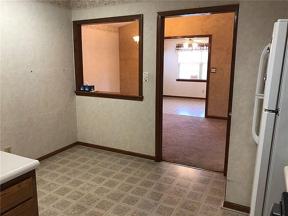 4th image of 11760 Village Oak Dr