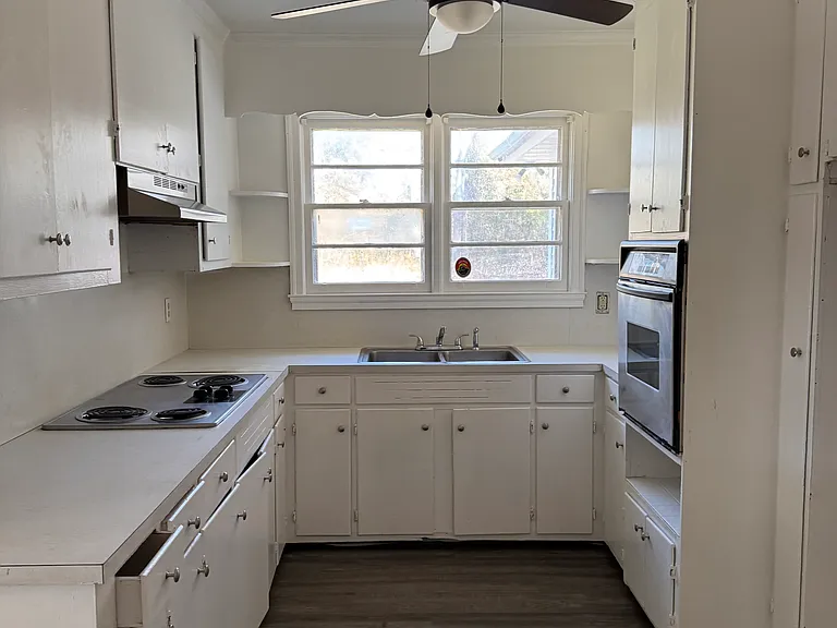 365 Whittaker Pkwy — Photo 7