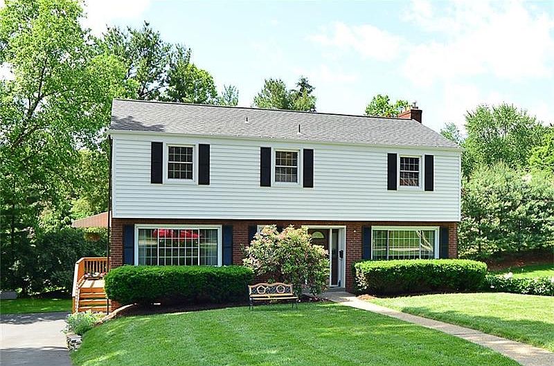 1st image of 2439 Berkshire Dr