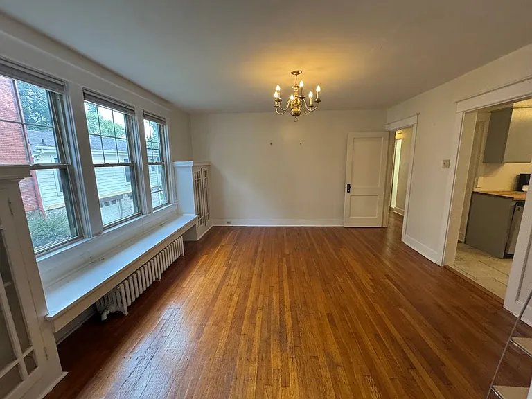 1331 Shady Ave — Photo 19