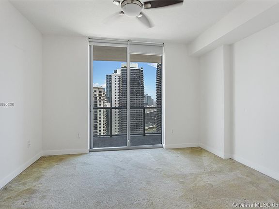 4th image of 1111 SW 1st Ave APT 3424