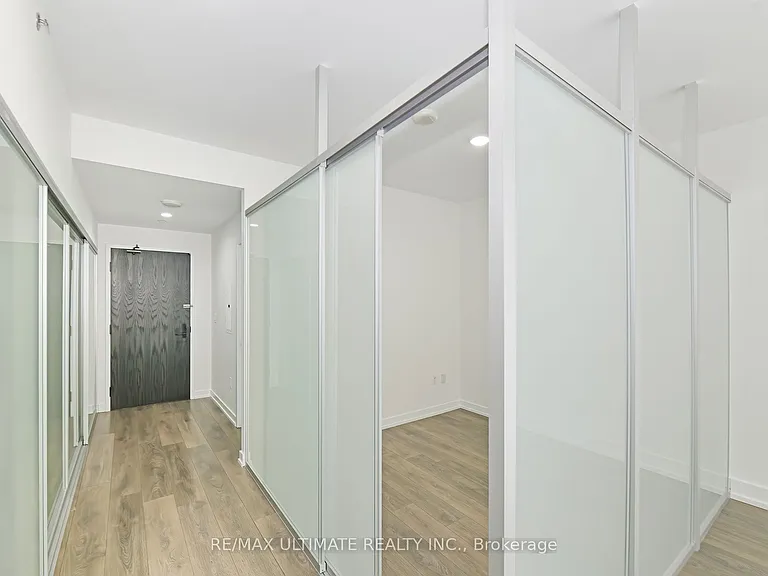 426 University Ave #1106 — Photo 5