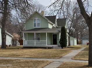 406 N Maple St, Watertown, SD 57201