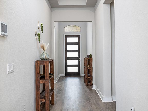 5th image of 16805 Casa Anna Dr