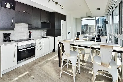 30 Nelson St Photo 1
