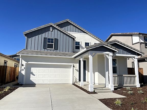Allora at Amoruso Ranch brings a different vibe to these new homes in Roseville, CA.
