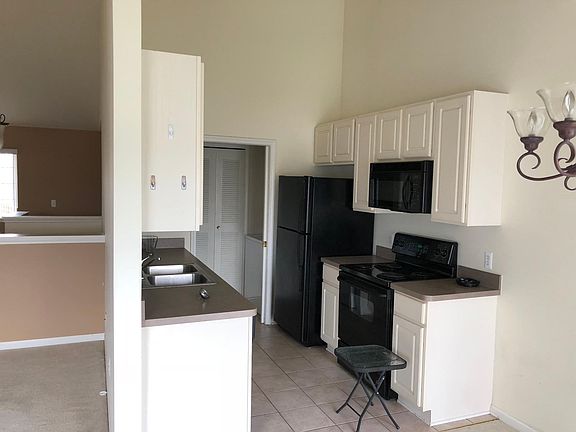 4th image of 2223 Marissa Way
