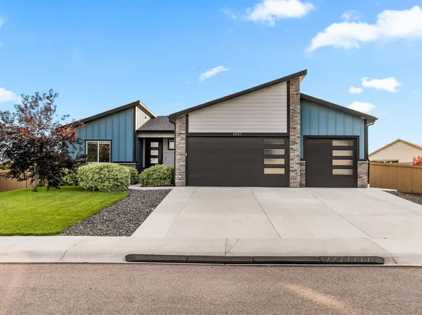 6837 Grassy Range Dr, Wellington, CO 80549