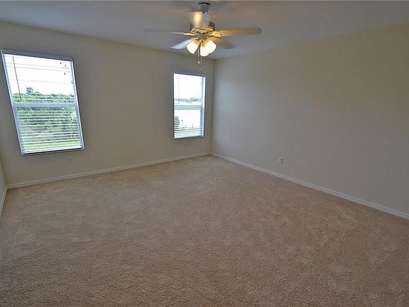 4th image of 9404 Leatherwood Ave