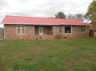 28761 Farm Road 1215, Eagle Rock, MO 65641