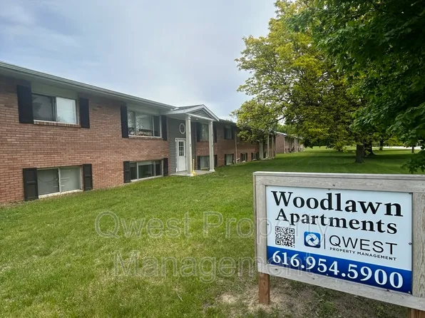 405 E Woodlawn Ave APT 7, Hastings, MI 49058