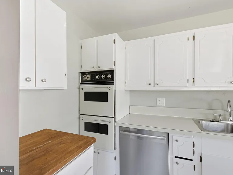 3141 Clayborne Ave — Photo 11