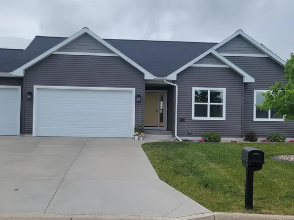 369 Buena Vista Dr, Arlington, WI 53911