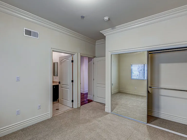 El Dorado Villas — Photo 17