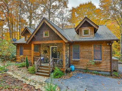 42 Balsam Court, Sapphire, NC, 28774