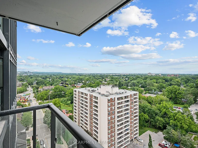 370 Martha St #1503 — Photo 16