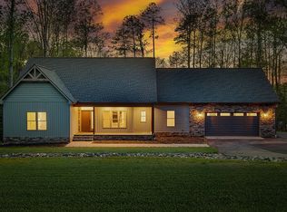 2516 Miry Run Rd, Sutherland, VA 23885