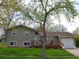 530 Clearbrook Dr, Akron, OH 44313