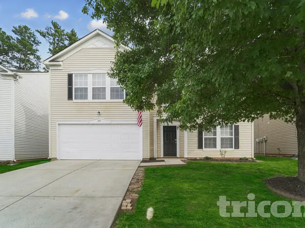 1351 Waterlily Ln, Charlotte, NC 28262
