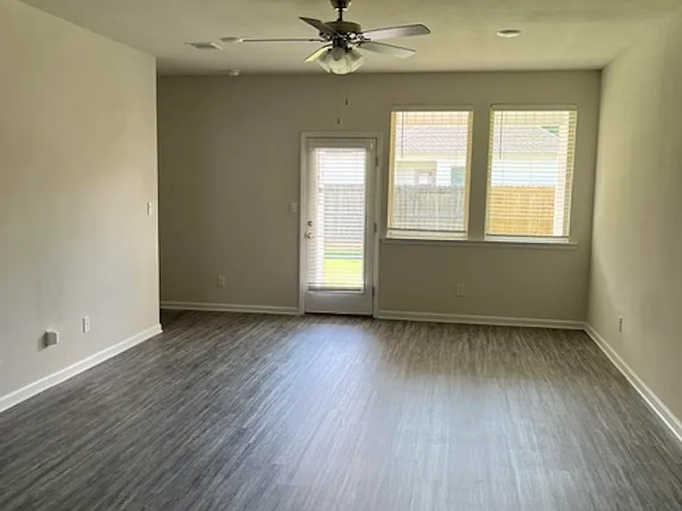 6708 Tiger Pointe Dr — Photo 7