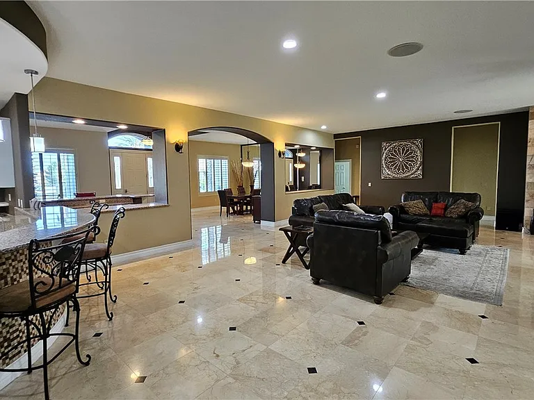 2101 Grand Island Ct — Photo 14
