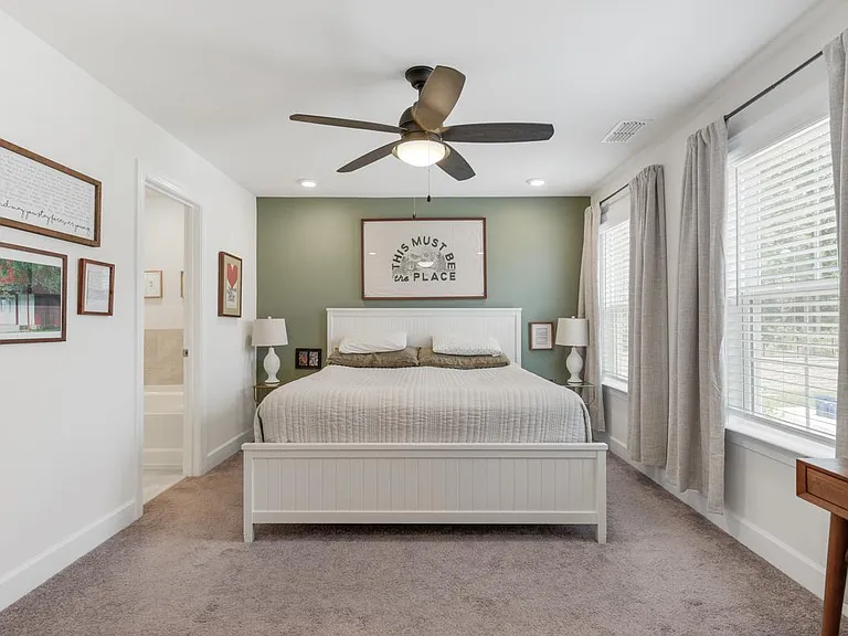 2712 Gossett Trl — Photo 14