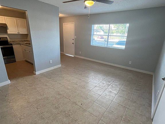 3rd image of 417 E Bobe St #B