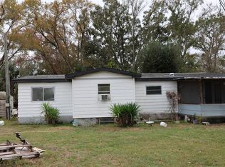 1133 Live Oak Ln, Lutz, FL 33558