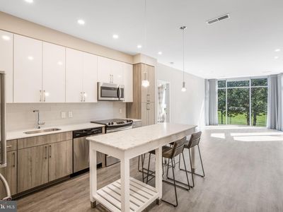 145 Riverhaven Dr UNIT 125, National Harbor, MD, 20745