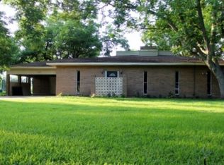 1004 Western Ave, Angleton, TX 77515