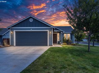 2620 NE 3rd St, Redmond, OR 97756