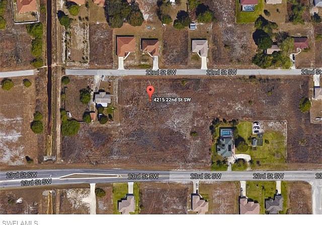 2nd image of 4215 22nd St SW