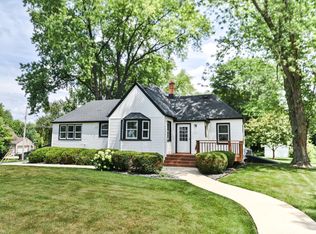 1636 S Triangle Ave, New Berlin, WI 53151