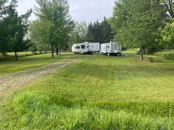 5453 Winchester Way, Gladwin, MI 48624