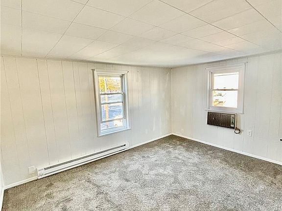 3rd image of 14 W Main St