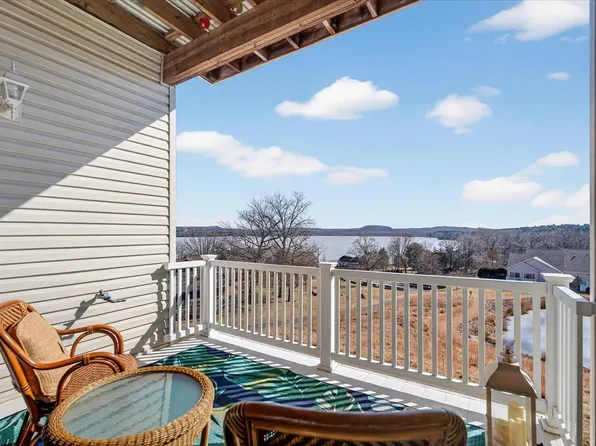 W11558 Island View Ct, Lodi, WI 53555