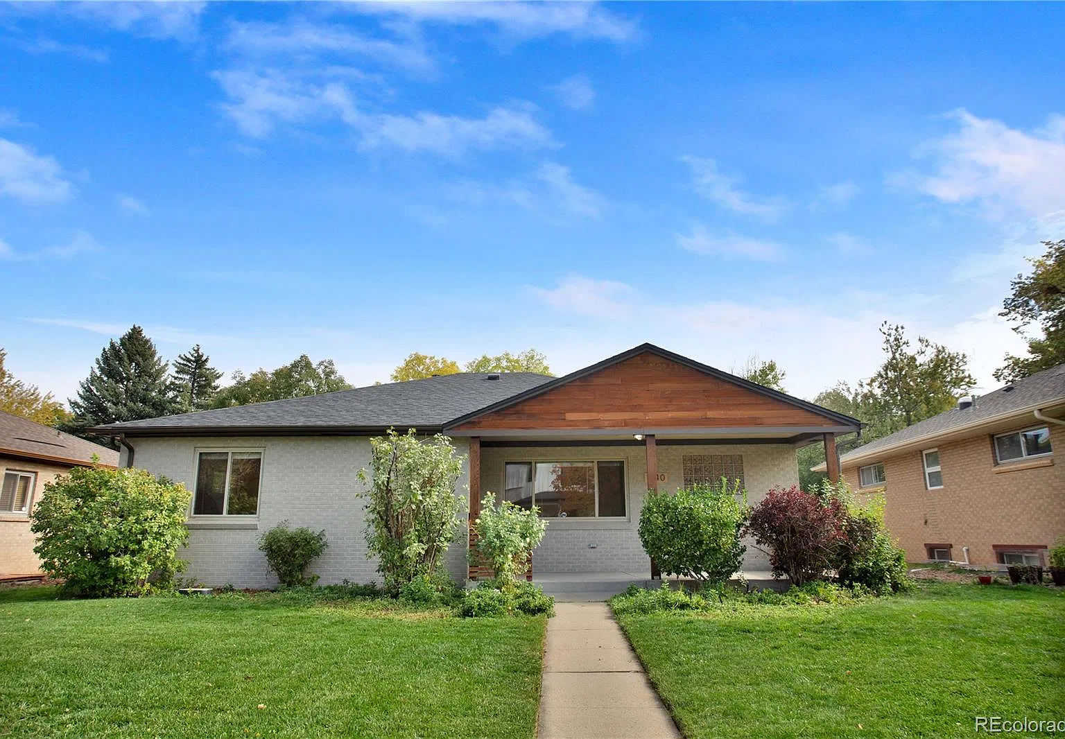 3 bed, 1.5 bath, 1424 sqft, $3,150 — Photo 1