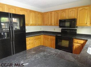 1942 Harvest Cir, State College, PA 16803