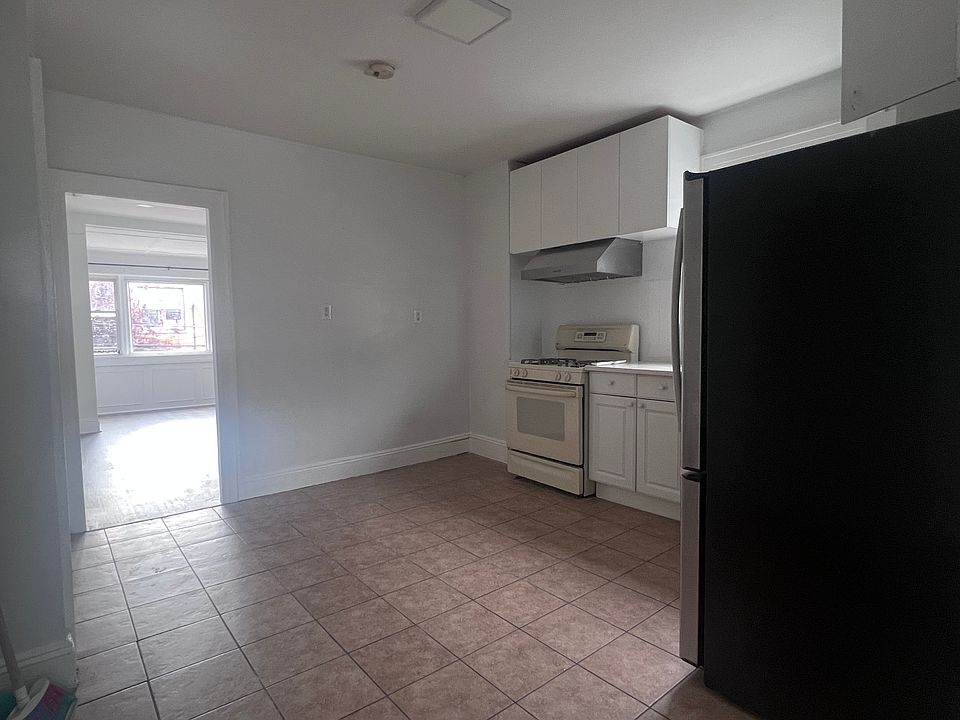 1st image of 22-00 128th St Floor 2